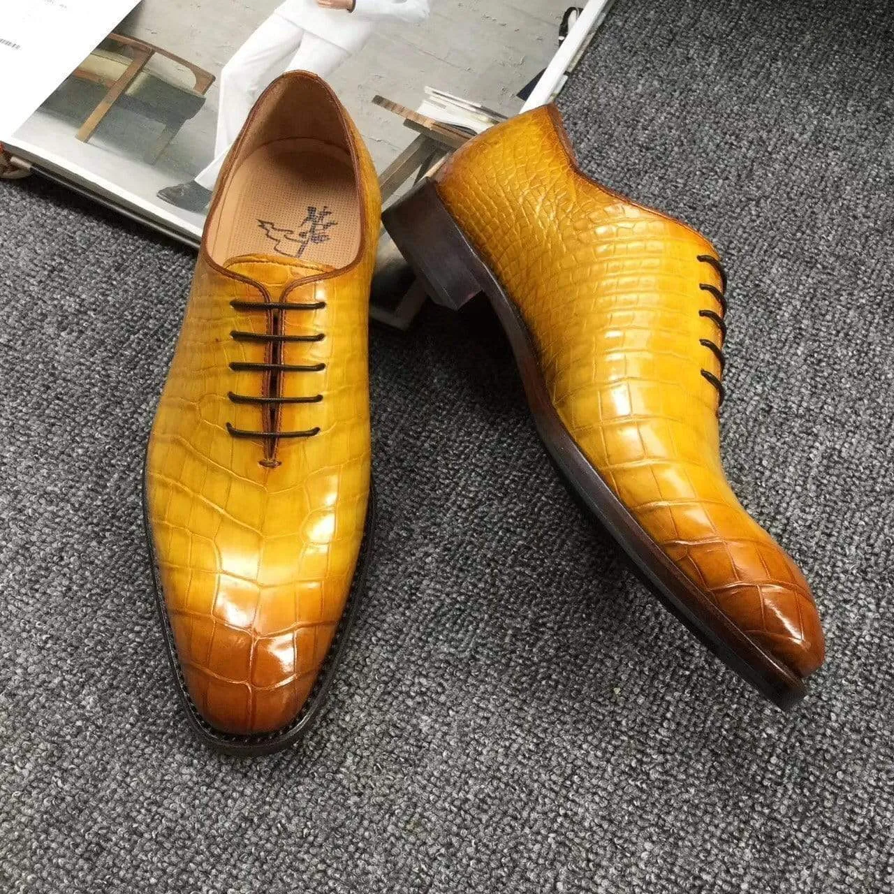 Modern Style Point Toe Crocodile Shoes Genuine Crocodile Belly Leather Mens Grand Cap Toe Dress Shoes