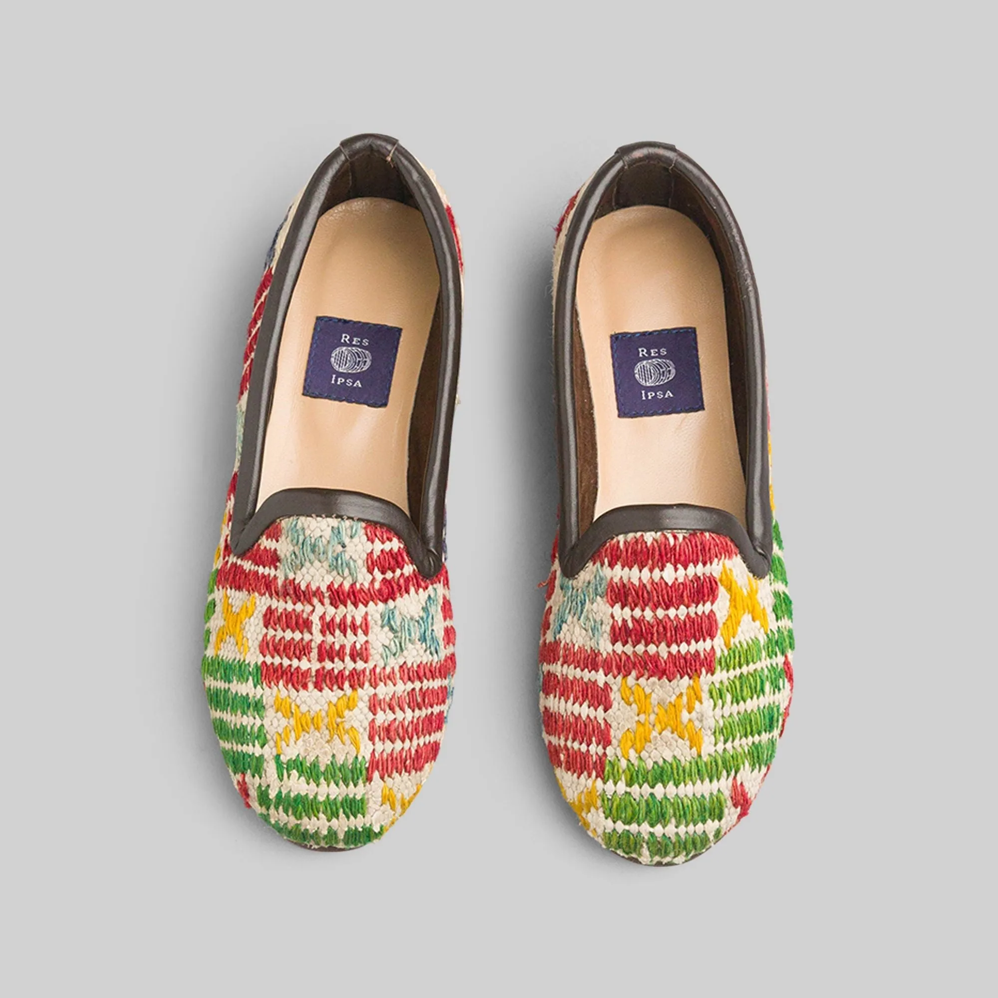 Hidden Alley Foldable Travel Footwear Women's Kilim Loafer Size 6