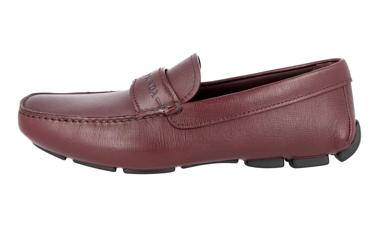 Simple Elegance Prada Men's Red Saffiano Leather Driving Loafer Loafers 2DD154