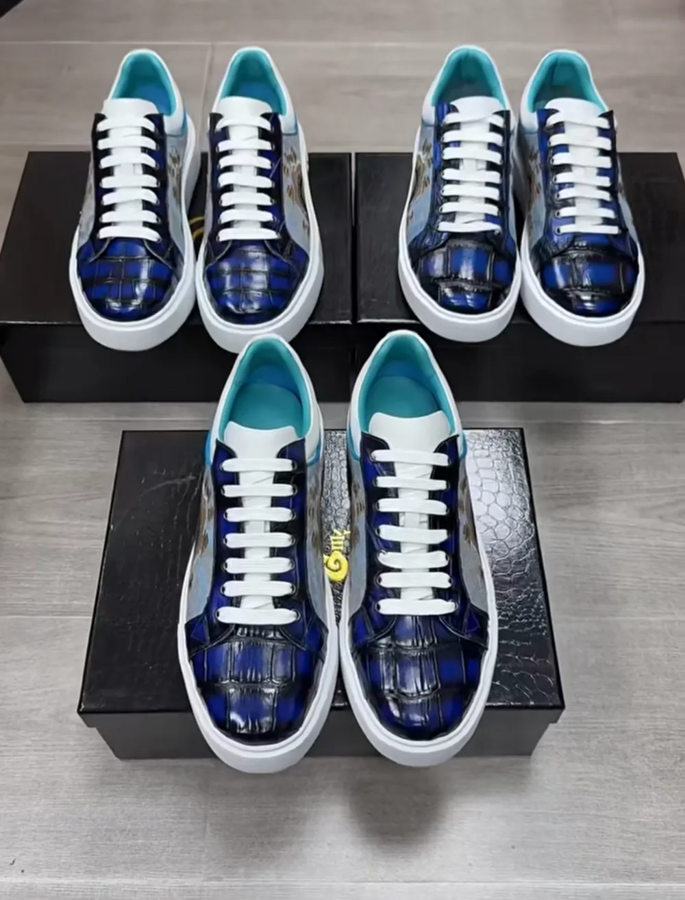 Crocodile Shoes , Vintage Blue Genuine Crocodile Leather Sneakers Fashionable Functional Shoes