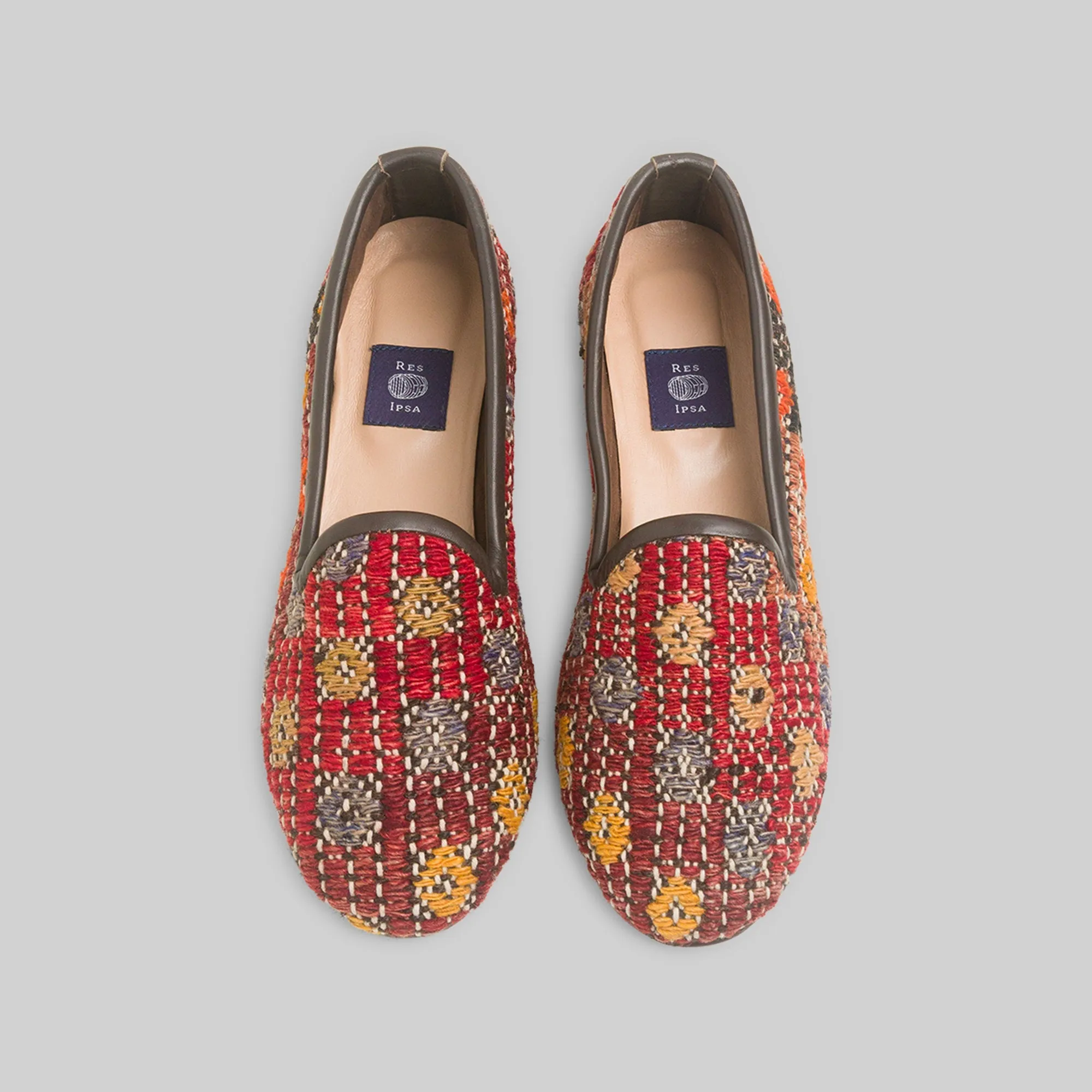 Women's Kilim Loafer Size 10 Beach Walk
