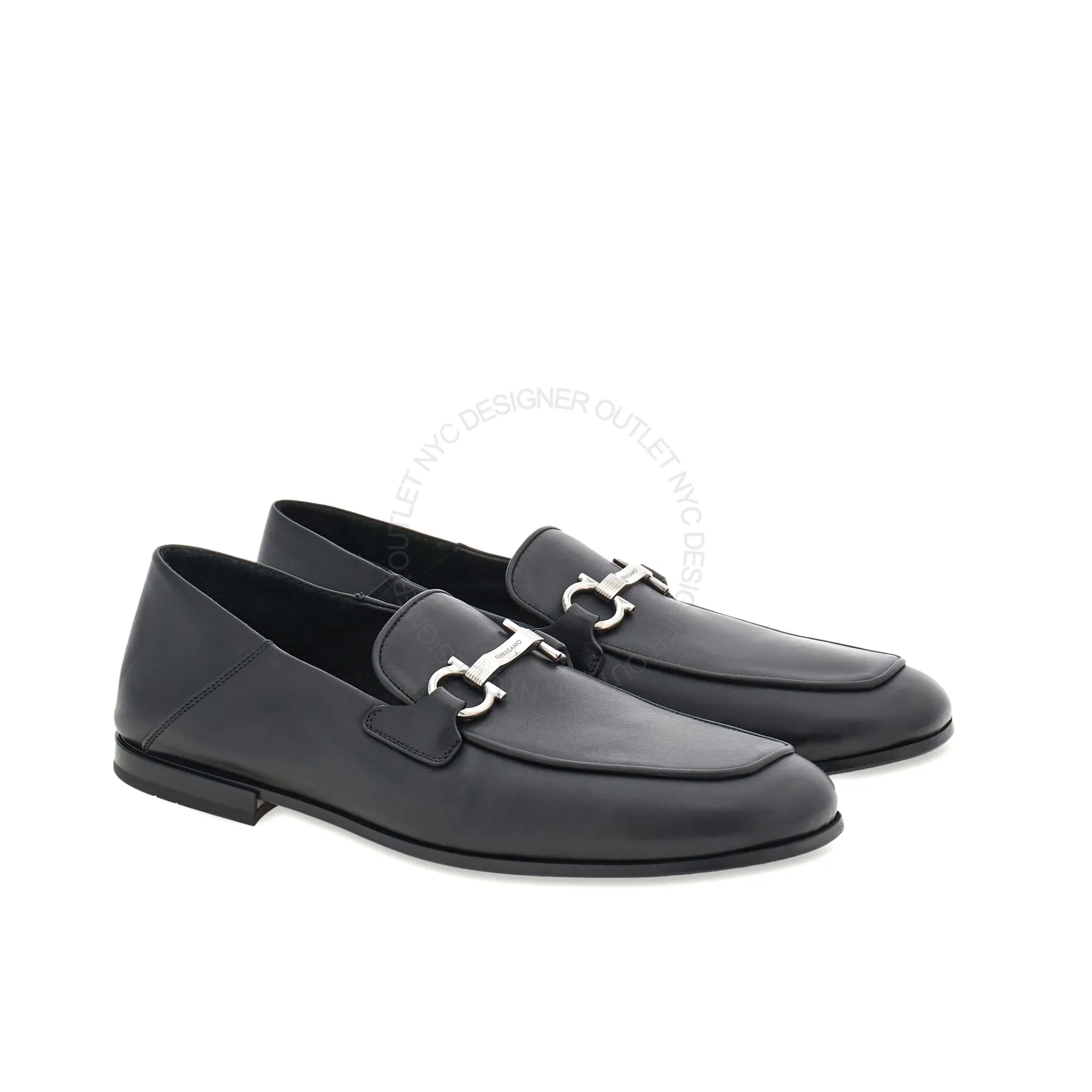 Ferragamo Carter Loafers Sleek Look Simple Elegance