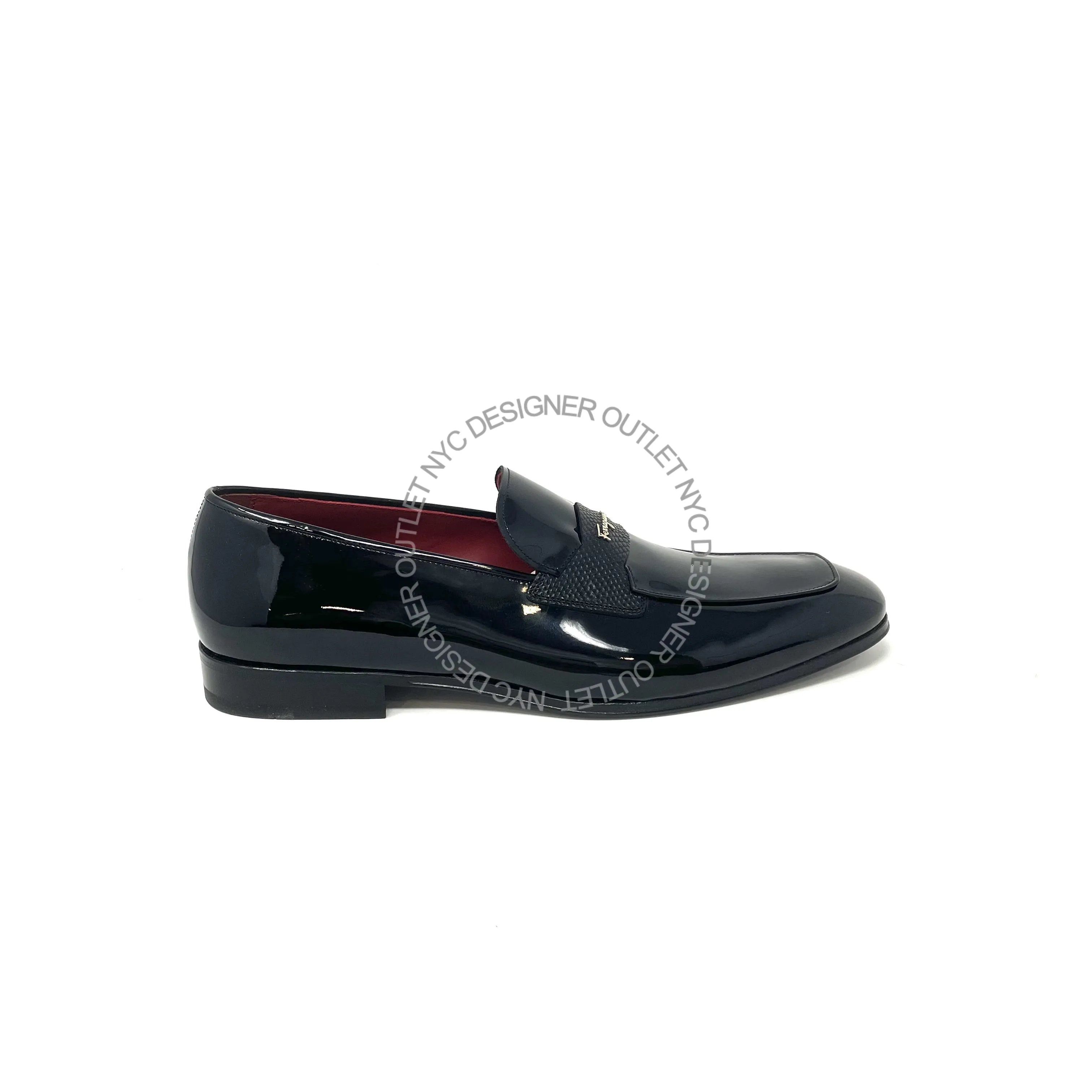 Trendy Shoes Spa day Ferragamo Giuffe Loafers
