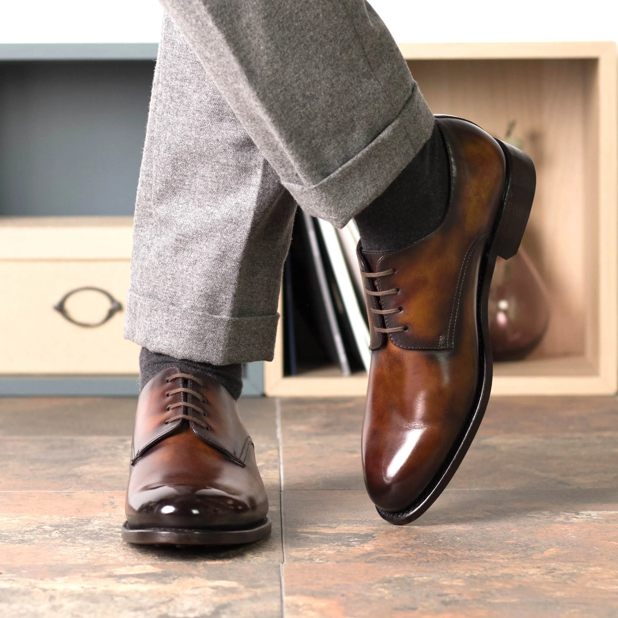 Fire Patina Leather Derby Shoes Control Step Daily Sharp