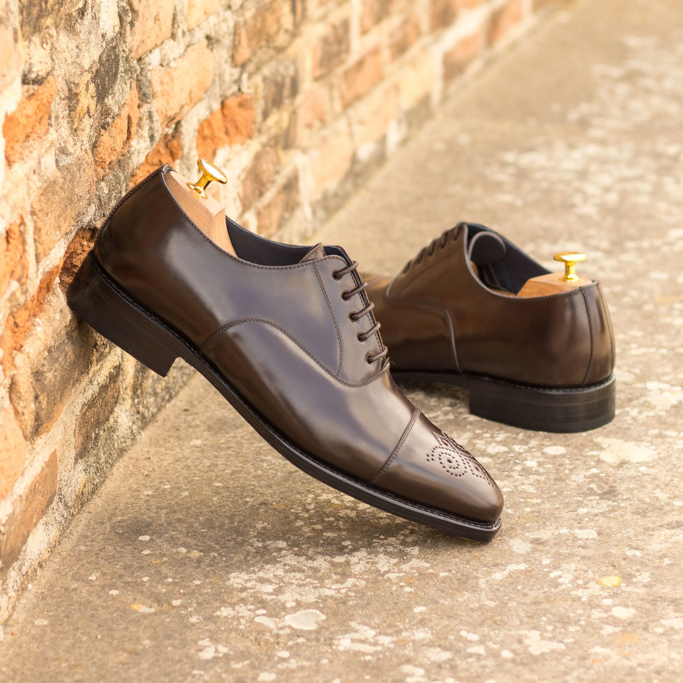 Dark Brown Shell Cordovan Oxford Comfortable Support Simple Look