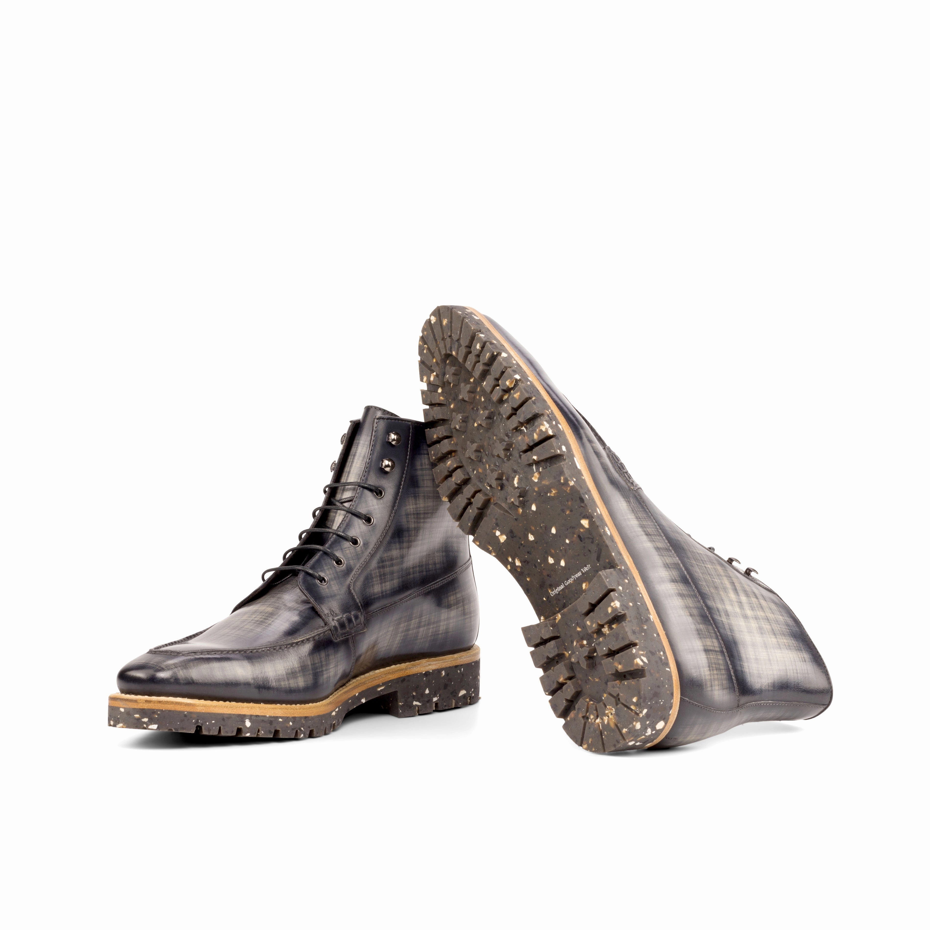Anti blister Grey Papiro Patina Leather Moc-Toe Boot