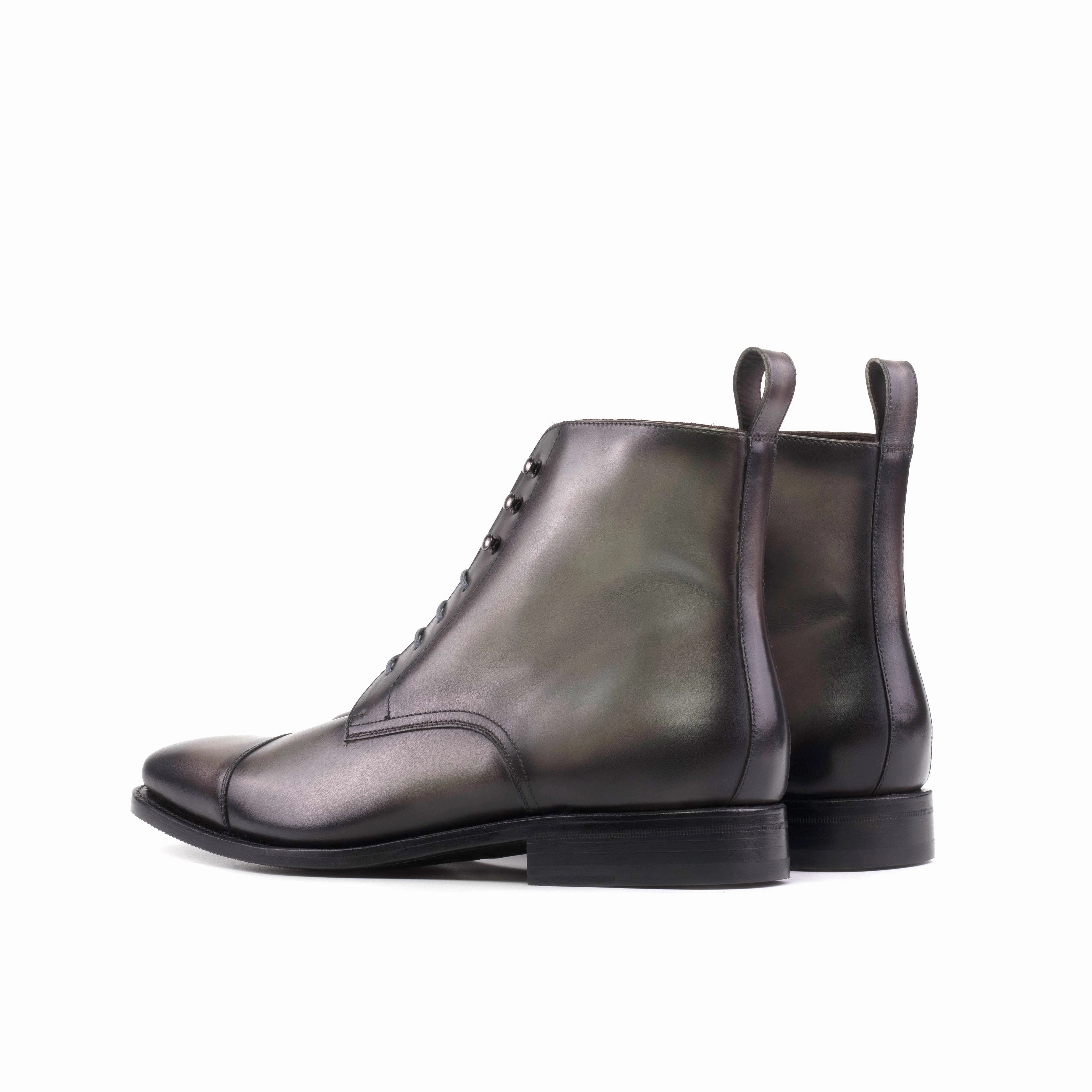 Grey Cap Toe Jumper Boots Durable Design