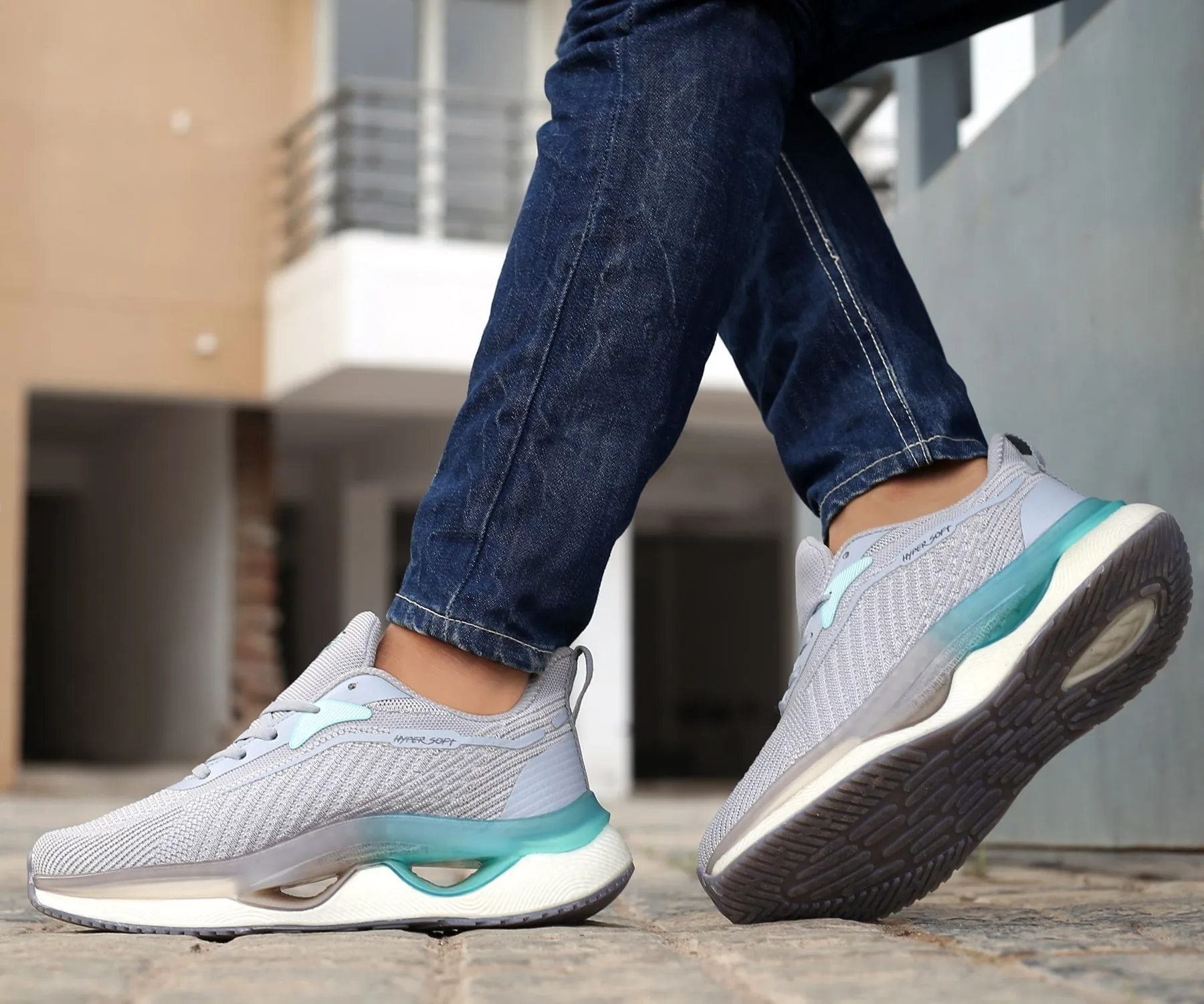 running posture synthetic track running wear Bacca Bucci Hypersoft Series