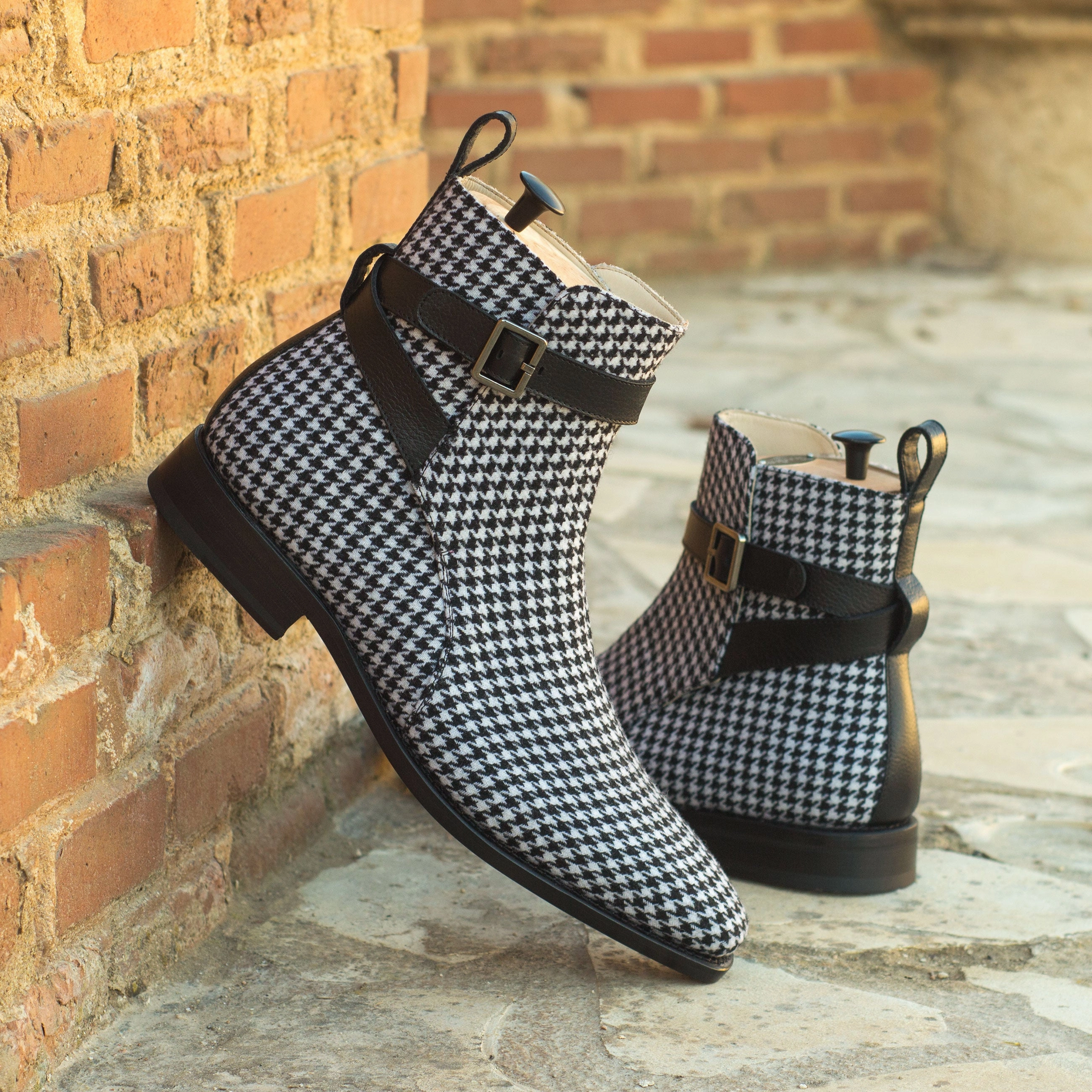 Padded Interior Weather Resistant User Lightweight Fit Houndstooth Jodhpur Boots