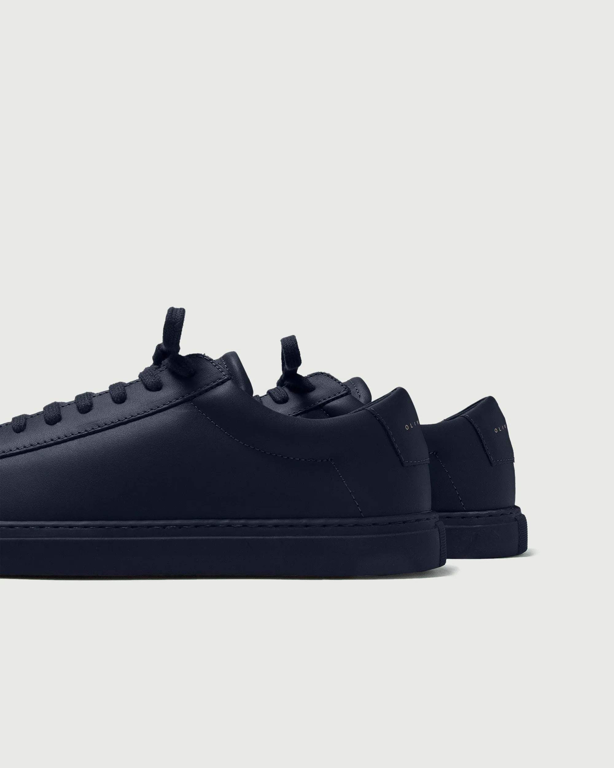 Low 1 | Navy Adjustable Tongue