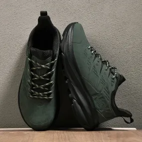 Trend-setting sole Kael Trek Sneakers