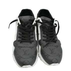 LOUIS VUITTON Runaway Monogram Sneakers Bicolor US 9 Week Easy