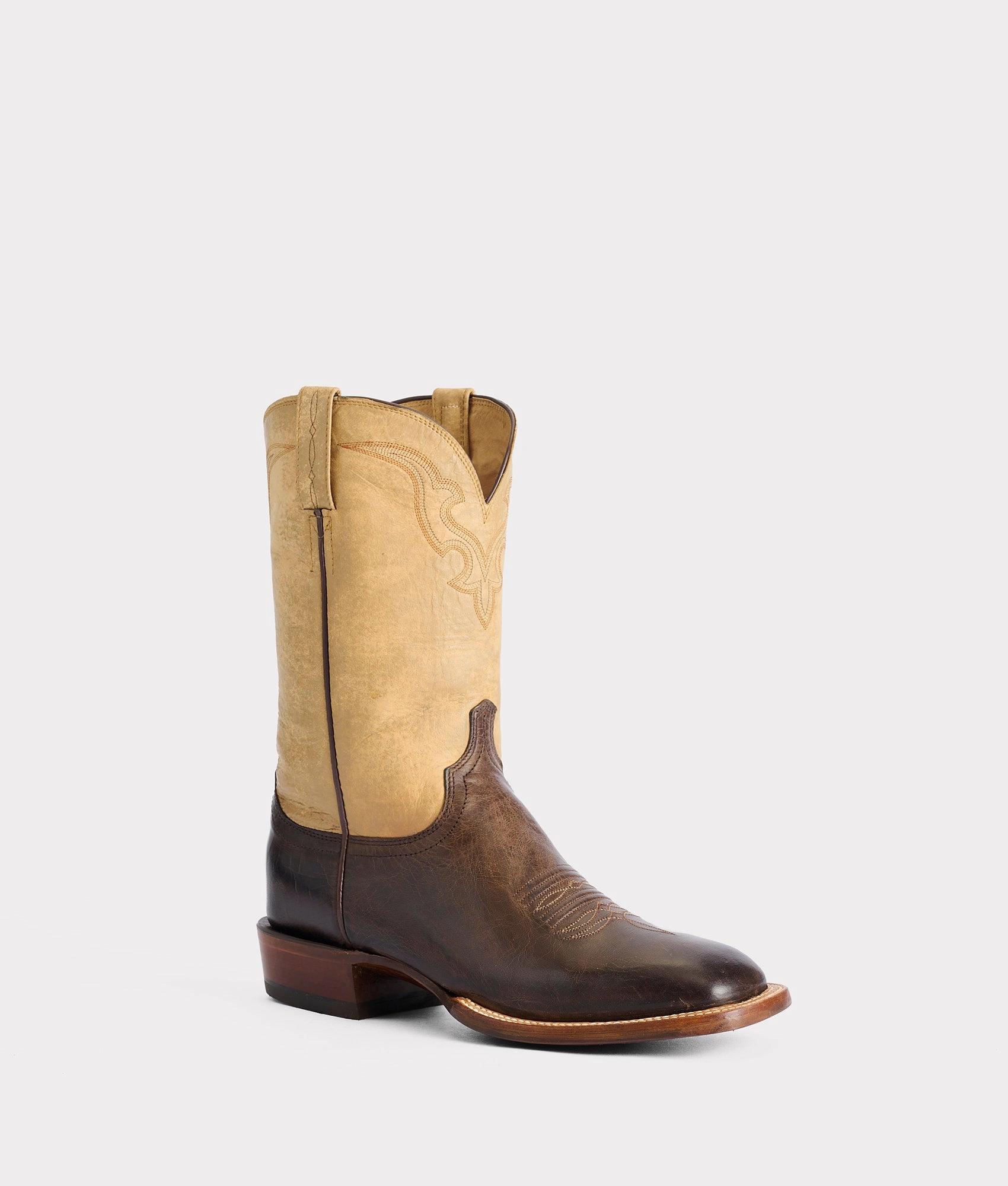 Martin :: Chocolate Flexible Comfort