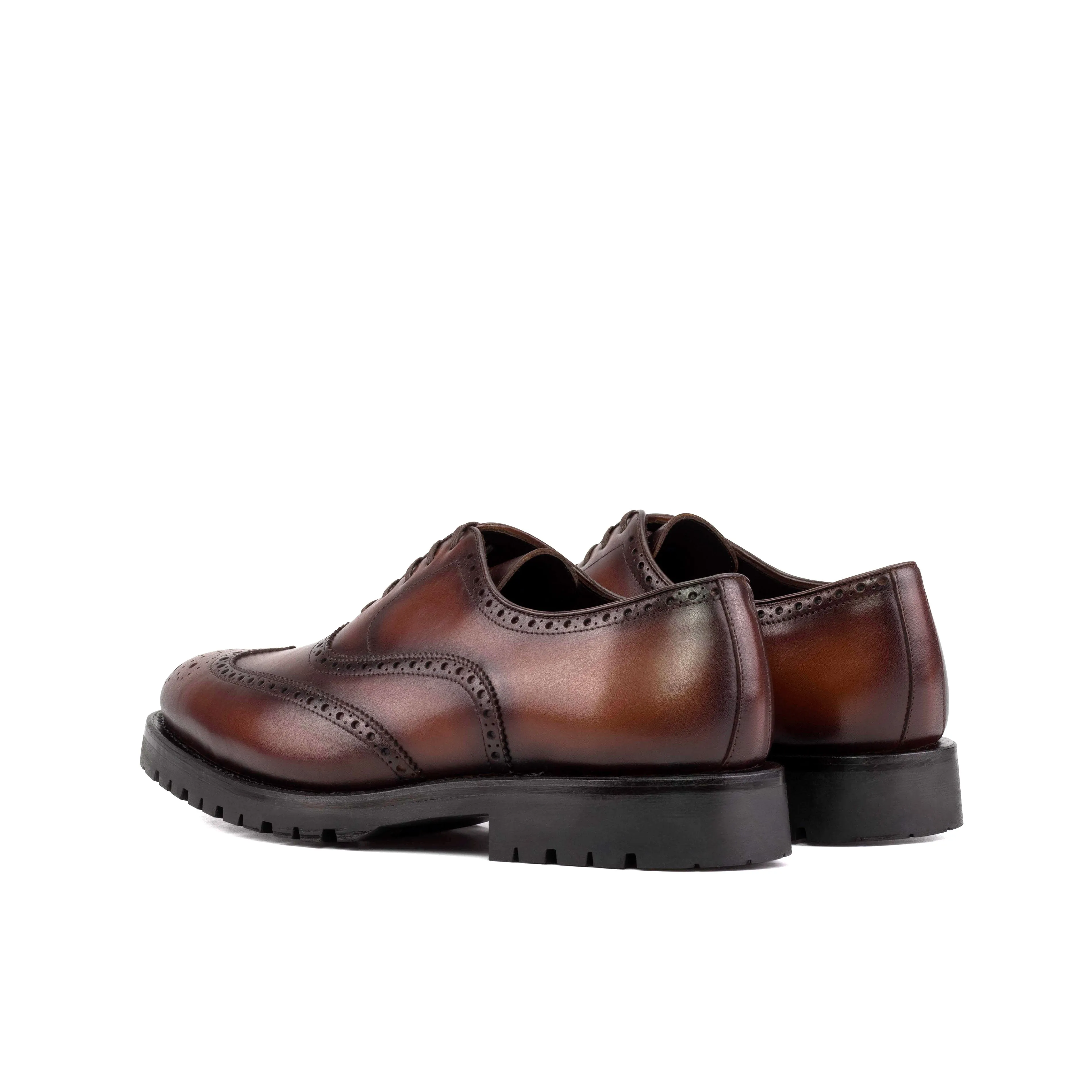 Medium Brown Calf Leather Wingtip Brogue Trendy Appeal Minimal Office