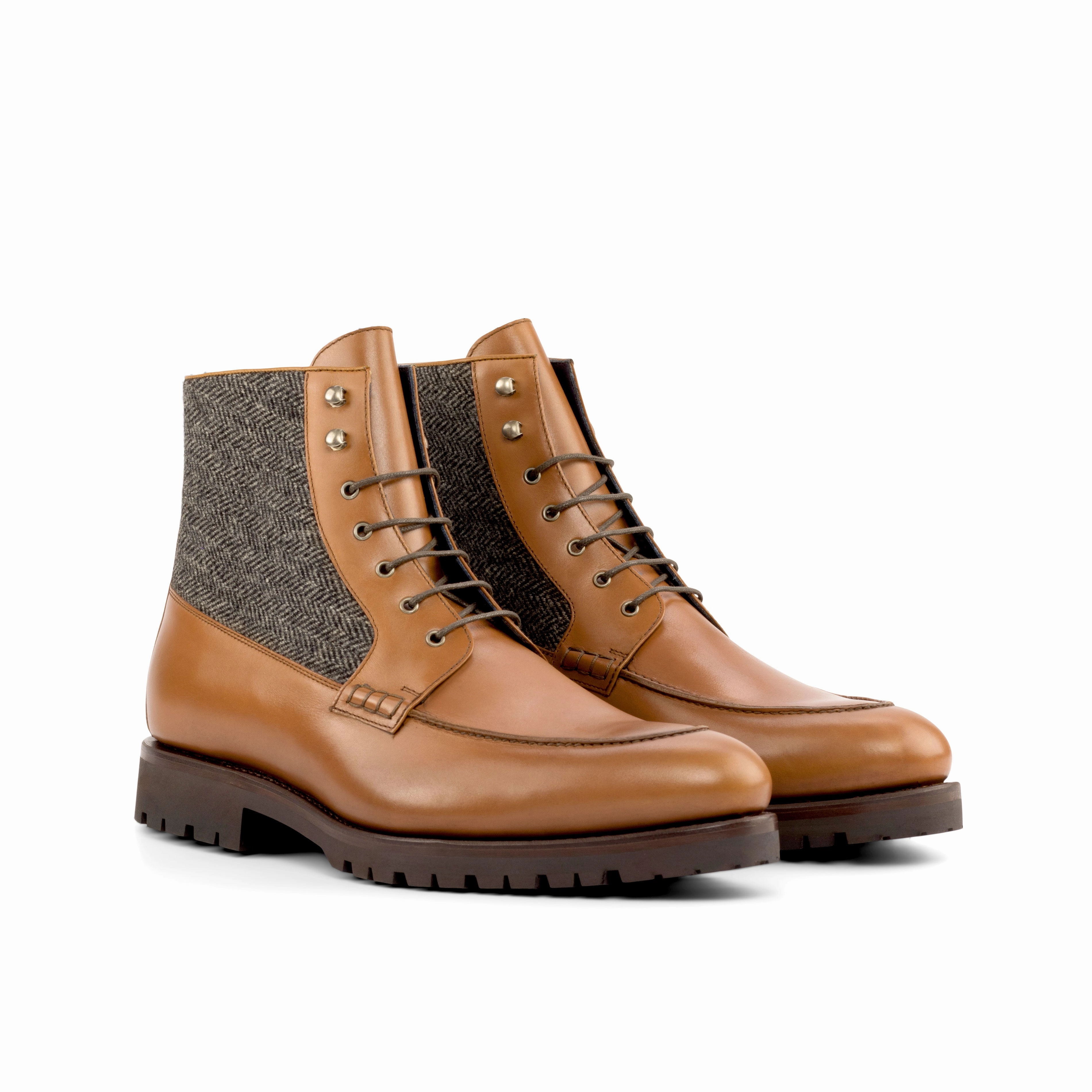 Medium Brown Calf Leather & Herringbone Moc-Toe Boots Insulated Weather Resistant User
