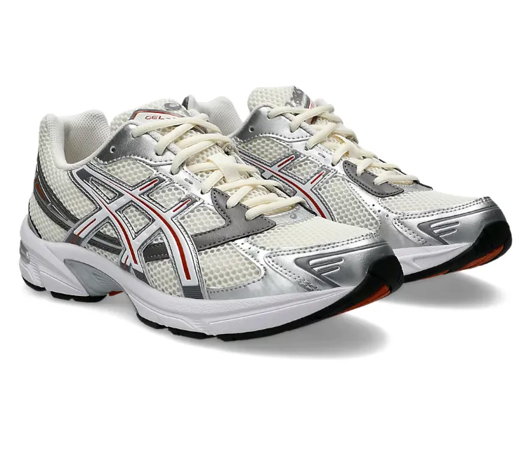 Mens Asics Gel-1130 (Cream/White) running on road ankle - support