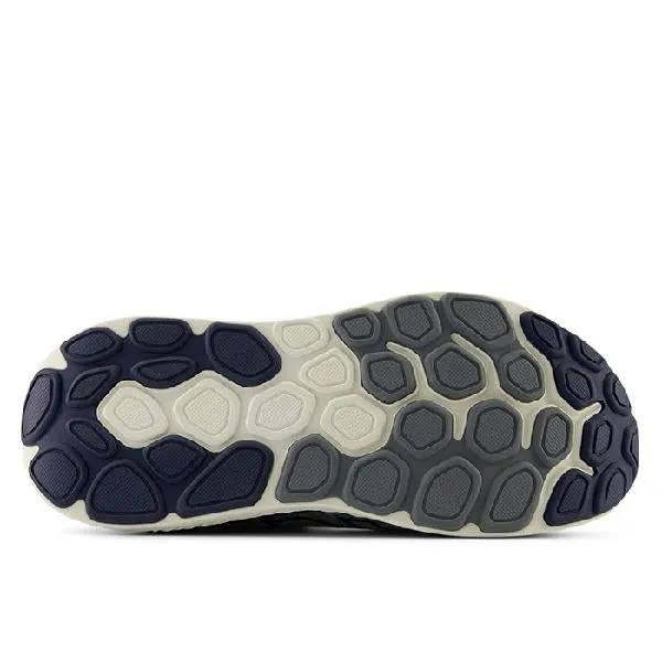 Stitchless Construction Mens New Balance Made in USA 1540v4 in Quartz Grey/Navy