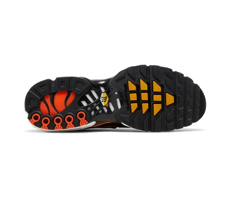 zipper shoes Mens Nike Air Max Plus (Safety Orange)