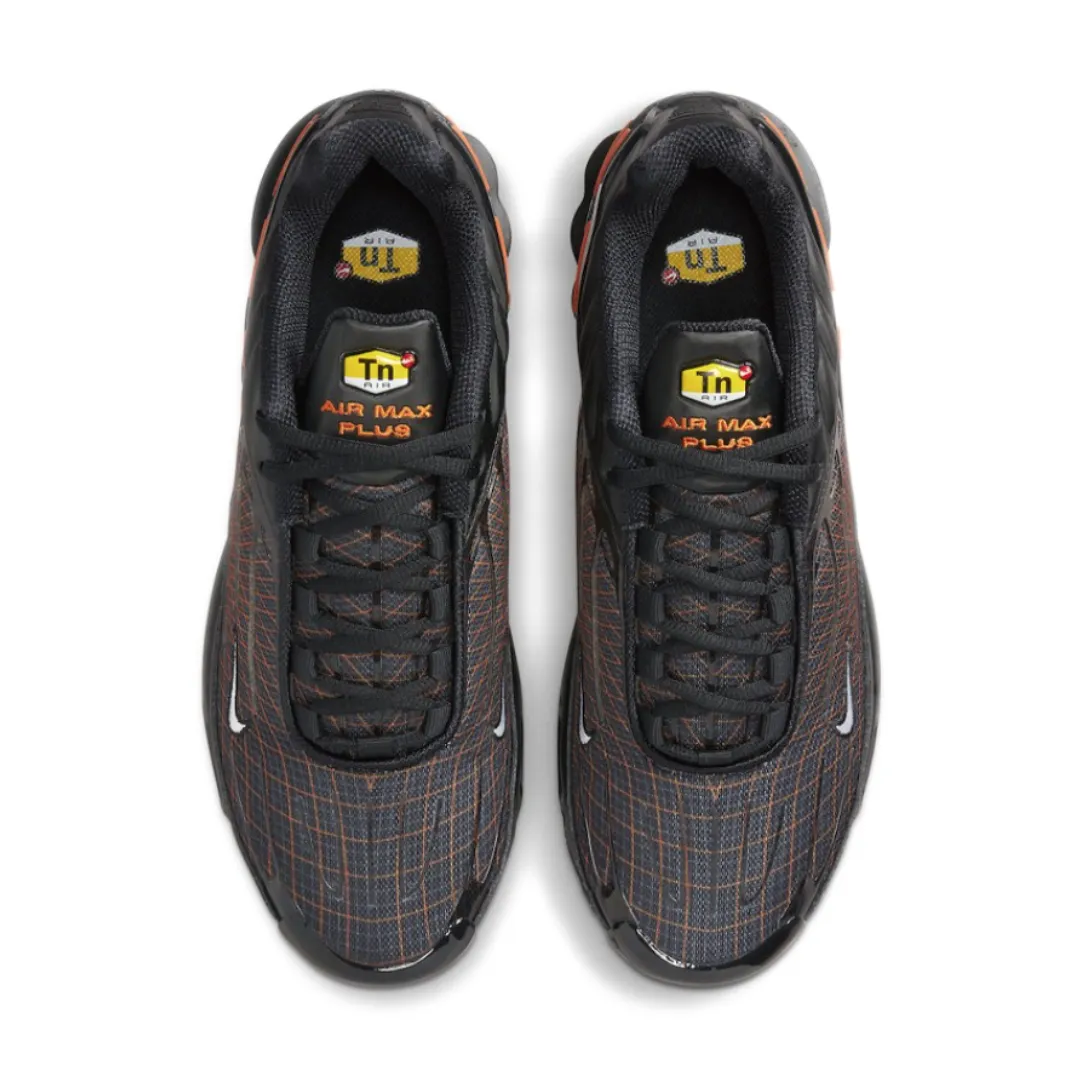 running in a nature reserve shoes marathon runner Men's Nike Air Max Plus TN 3 (Black/Safety Orange)