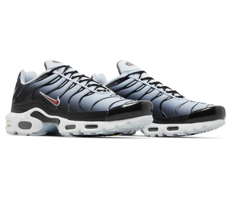 herringbone outsole running shoes Traction Grooves Men's Nike Air Max Plus TN (Blue Tint)
