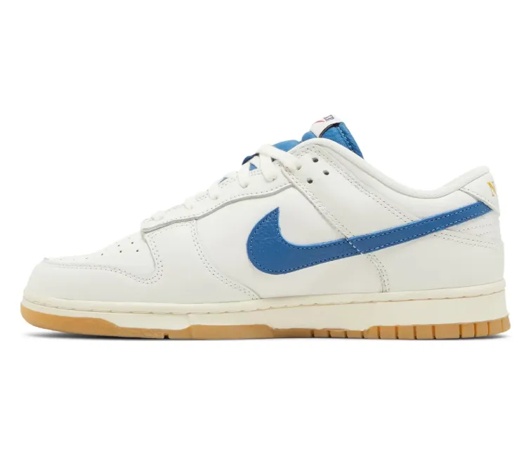 Men's Nike Dunk Low SE (Sail/Blue) Men's running