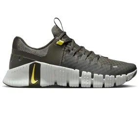 sunny day running shoe condition running with knee braces Men's Nike Free Metcon 5 (Olive/Volt)