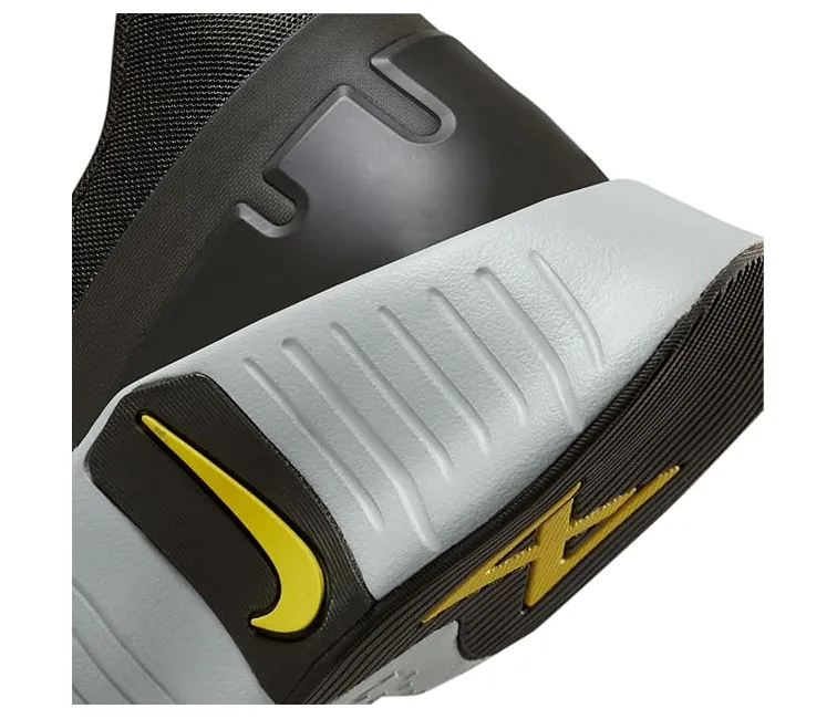 Men's Nike Free Metcon 5 (Olive/Volt) running in humid conditions Midsole Cushioning