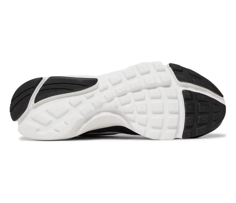 jungle shoes Men's Nike Presto Fly (Black/White)