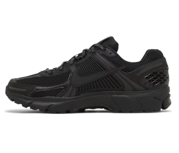 Men??s Nike Zoom Vomero 5 (Triple Black) Good resilience expert running shoes