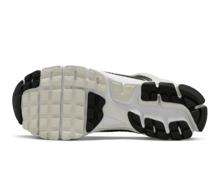 Men??s Nike Zoom Vomero 5 (White/Black-Platinum Tint) lifestyle - sneakers