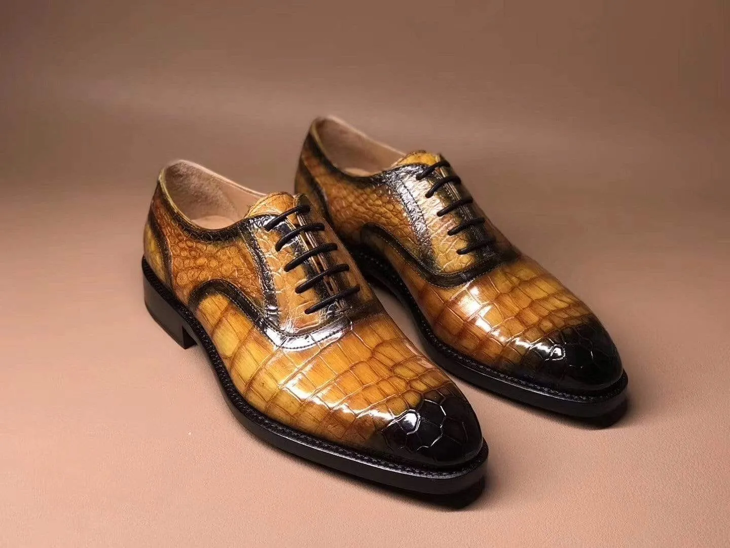 Crocodile Shoes Tan Crocodile Leather Lace Up Shoes Versatile use School Go