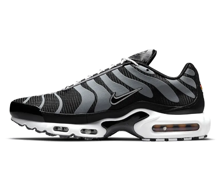Men's Nike Air Max Plus TN (Black/Metallic Silver) Flexible Arch