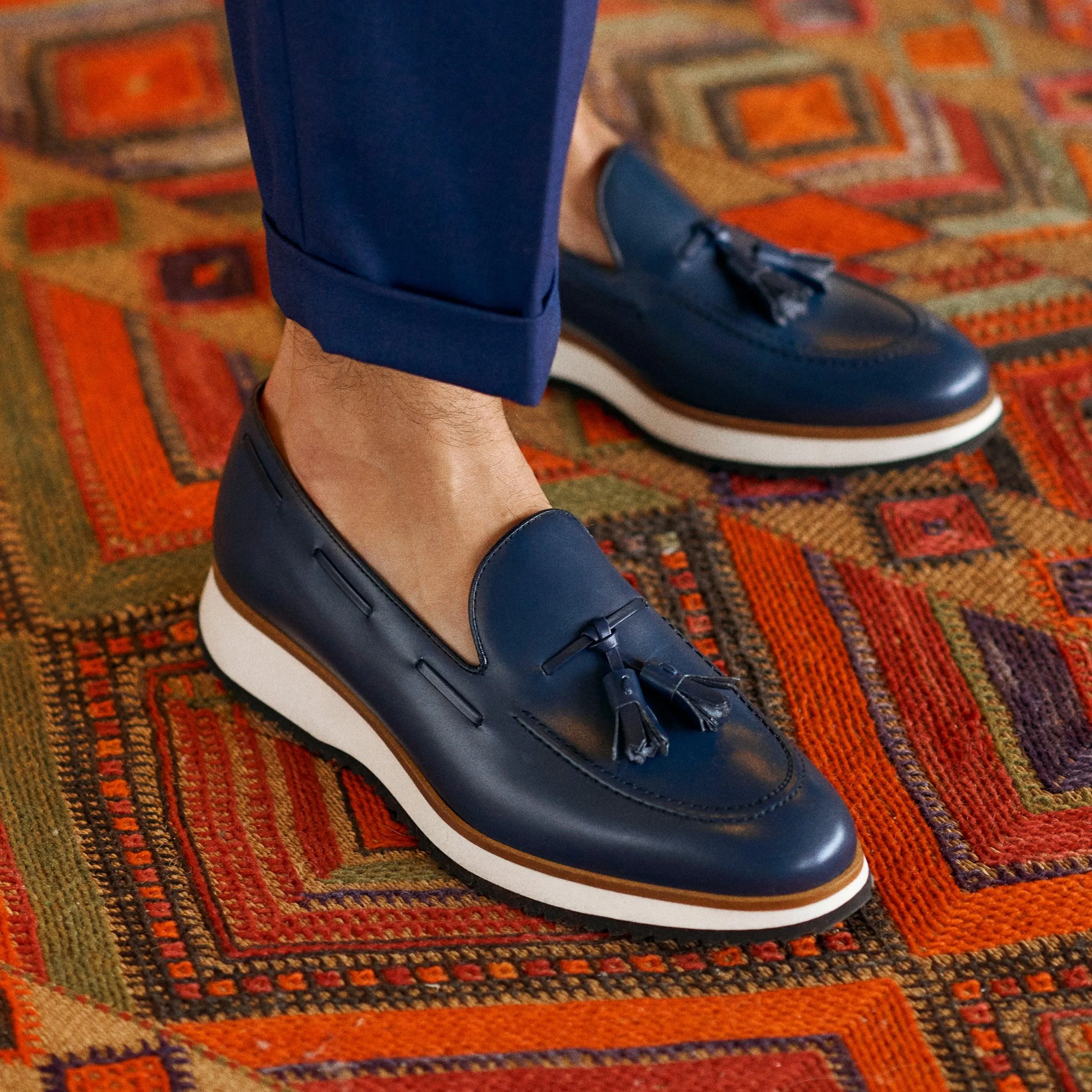 Air Motion Navy Calf Tassel Loafer Runner