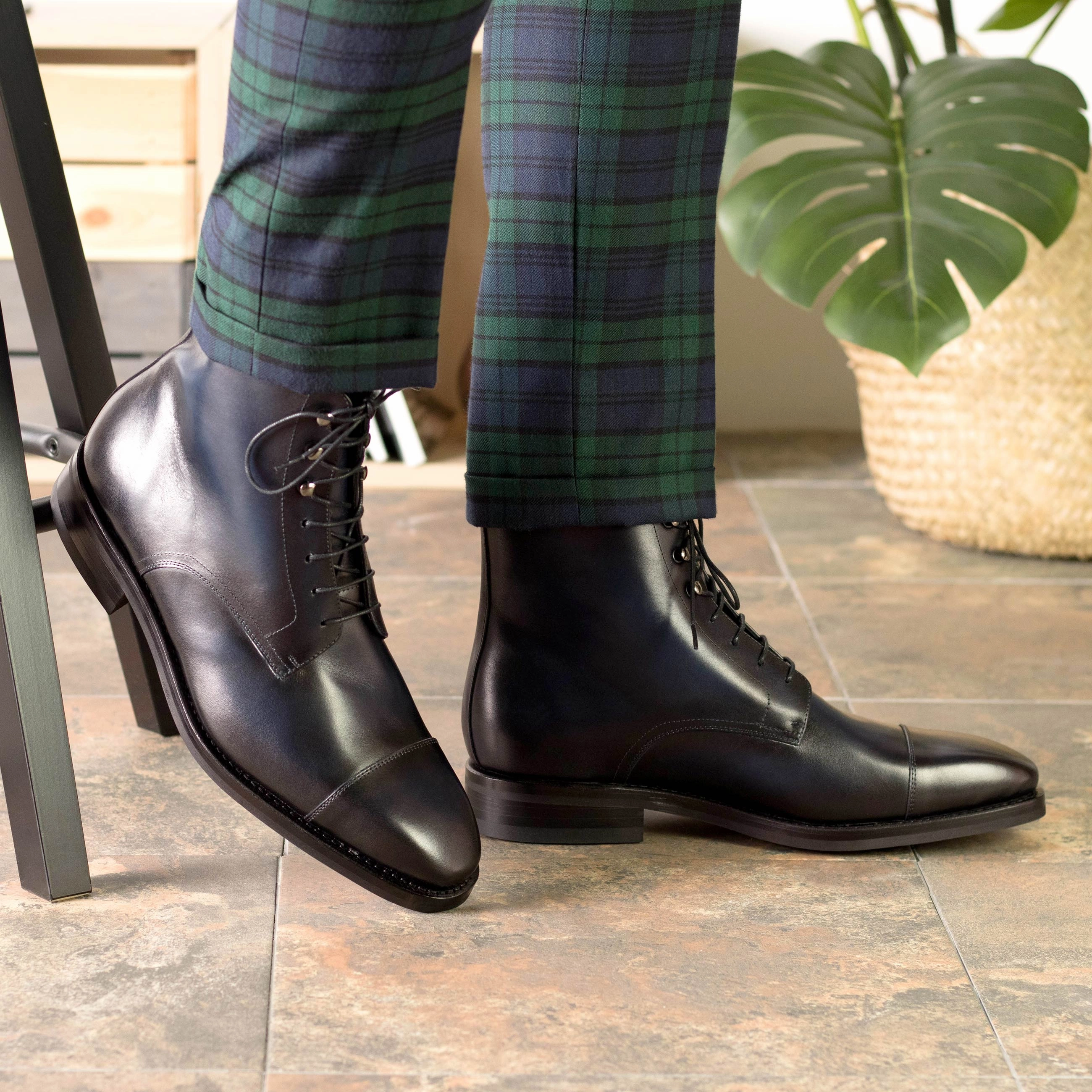 Supportive Design Durable Material Navy Calf Leather Jumper Boot