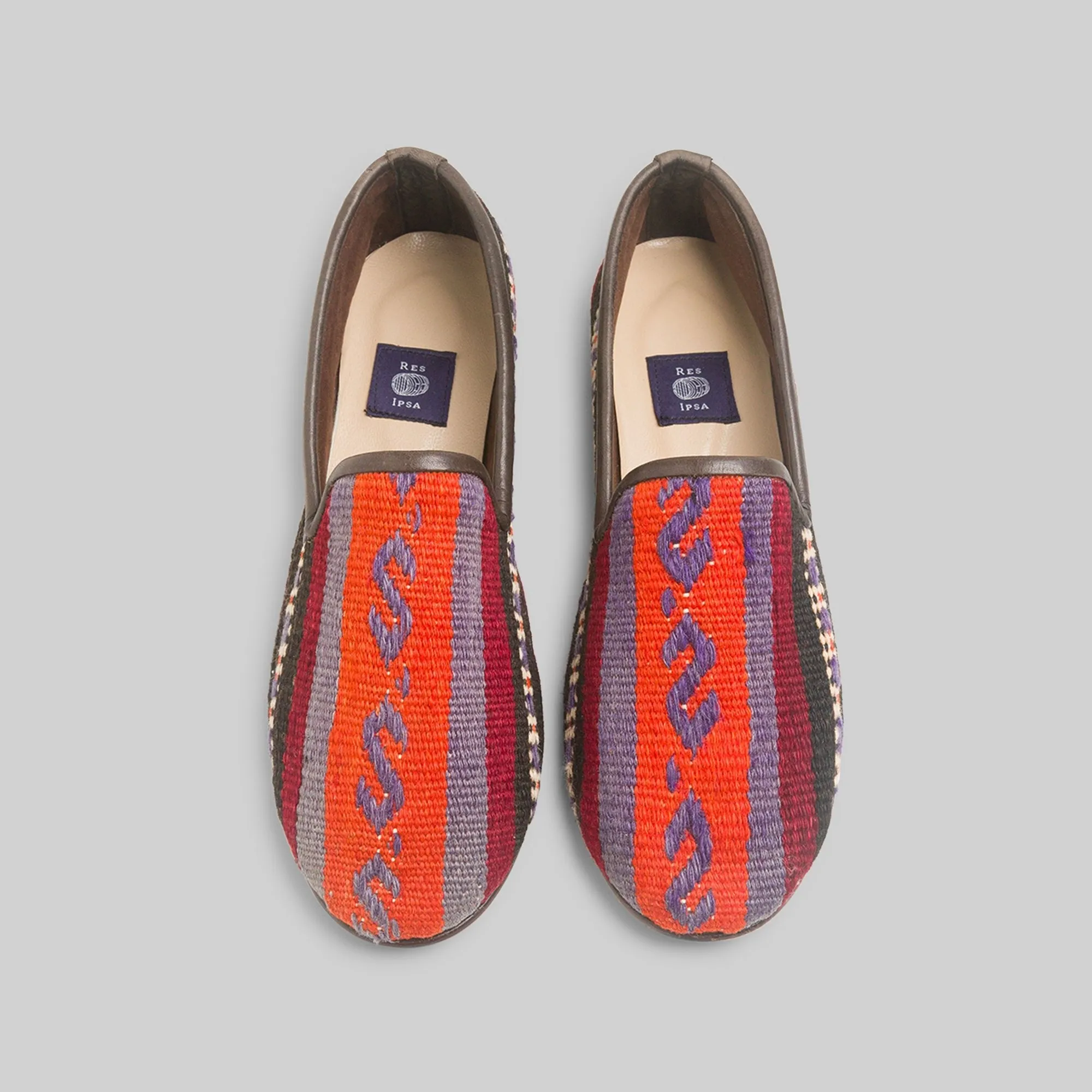 Men's Kilim Loafer Size 10 Flexible Material