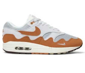 running on mud shoes Men??s Nike Air Max 1 Patta (Metallic Silver/Monarch)