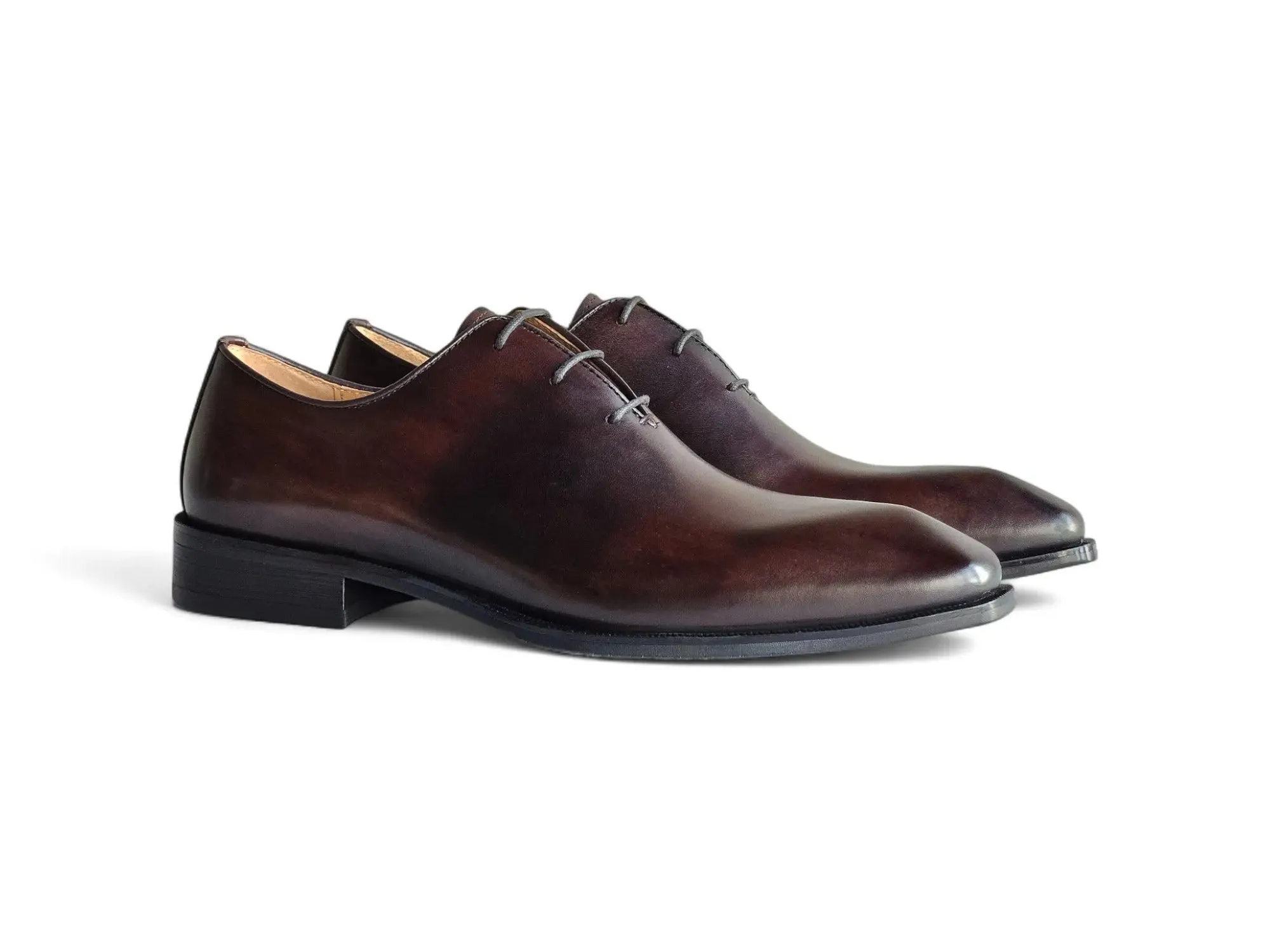 Balanced Structure Understated Styler Wholecut Oxford