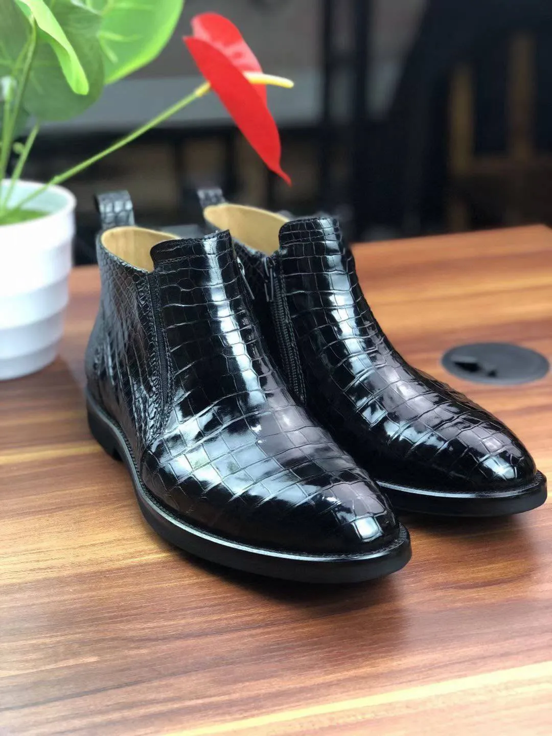 Crocodile Shoes Men's Comfort Craftsman Chelsea Boots Memory Foam