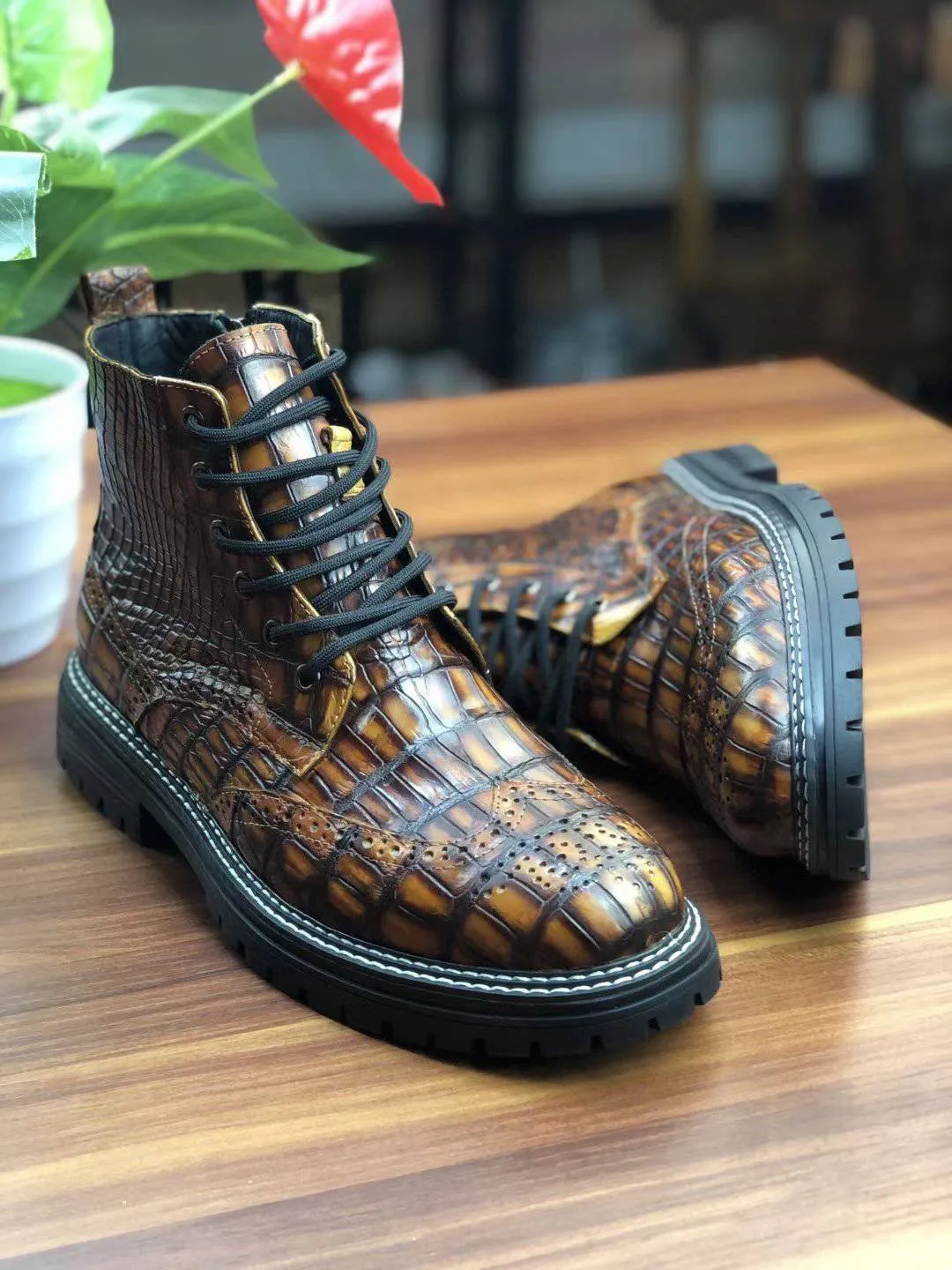 Flower Path Help Walk Crocodile Shoes, Vintage Crocodile Skin Leather Martin Boots