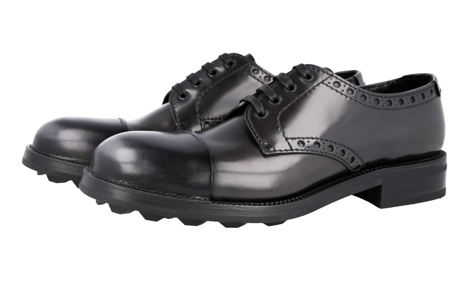 Quiet Stepper Prada Men's Grey welt-sewn Leather Full Brogue Lace-up Shoes 2EG217