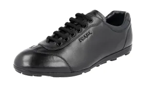 Motion Control Feature Cushioned Footbed Prada Women's Black Leather Sneaker 3E4900