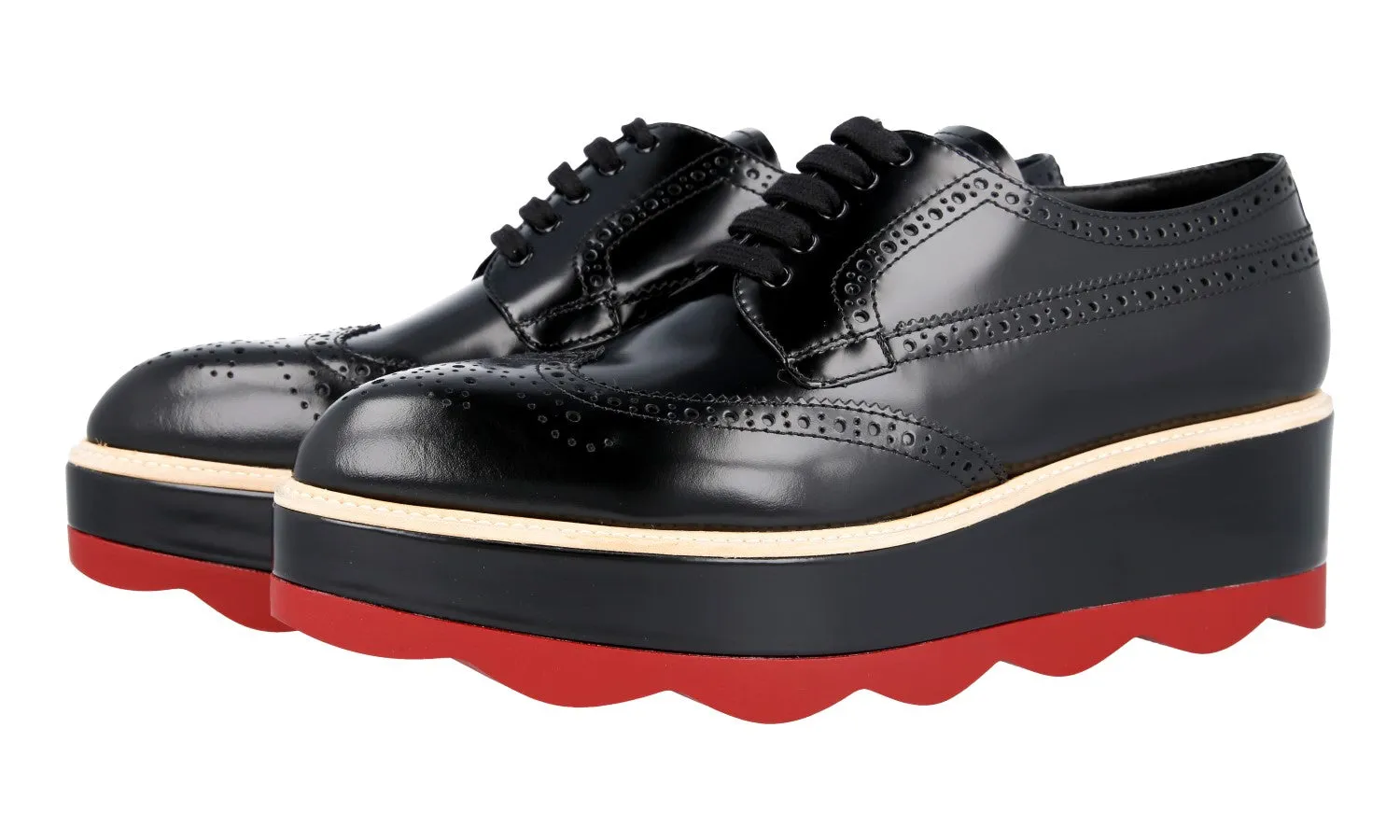 Prada Women's Black welt-sewn Leather Lace-up Shoes 1E935G Tailored Fit