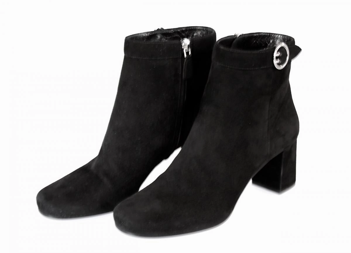 City Stroll Prada Women's Black Leather Half-Boot 1T569E