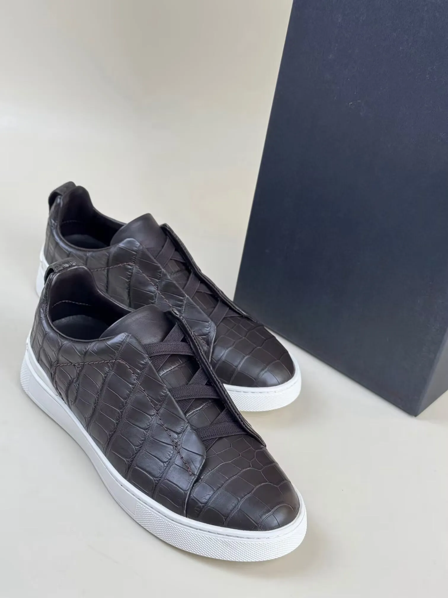 Crocodile Shoes Genuine Crocodile Skin Leather Sneakers Brown Cozy Feel Footwear Team Meet