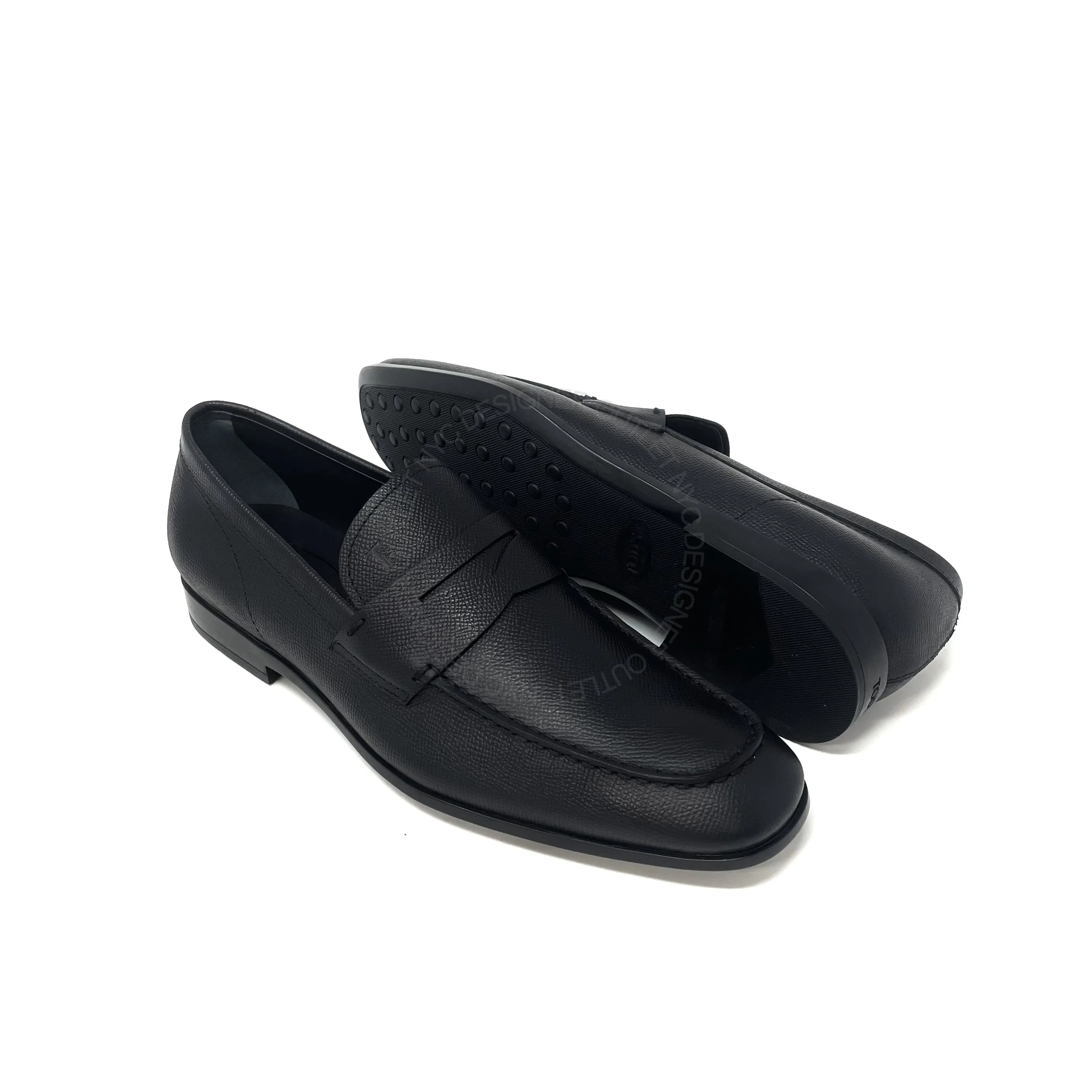 Minimalist Comfort Tod's Penny Loafers