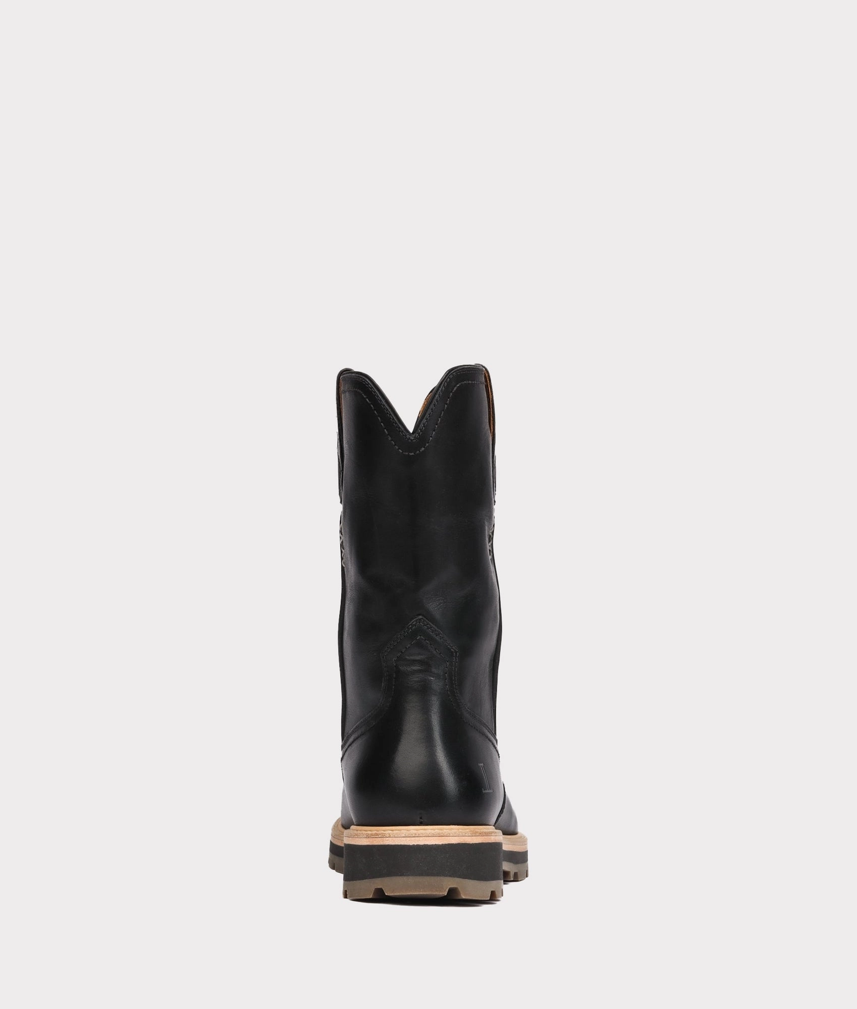 Ranger II Pull On Boot :: Black All Weather Urban Traveler Comfortable Arch