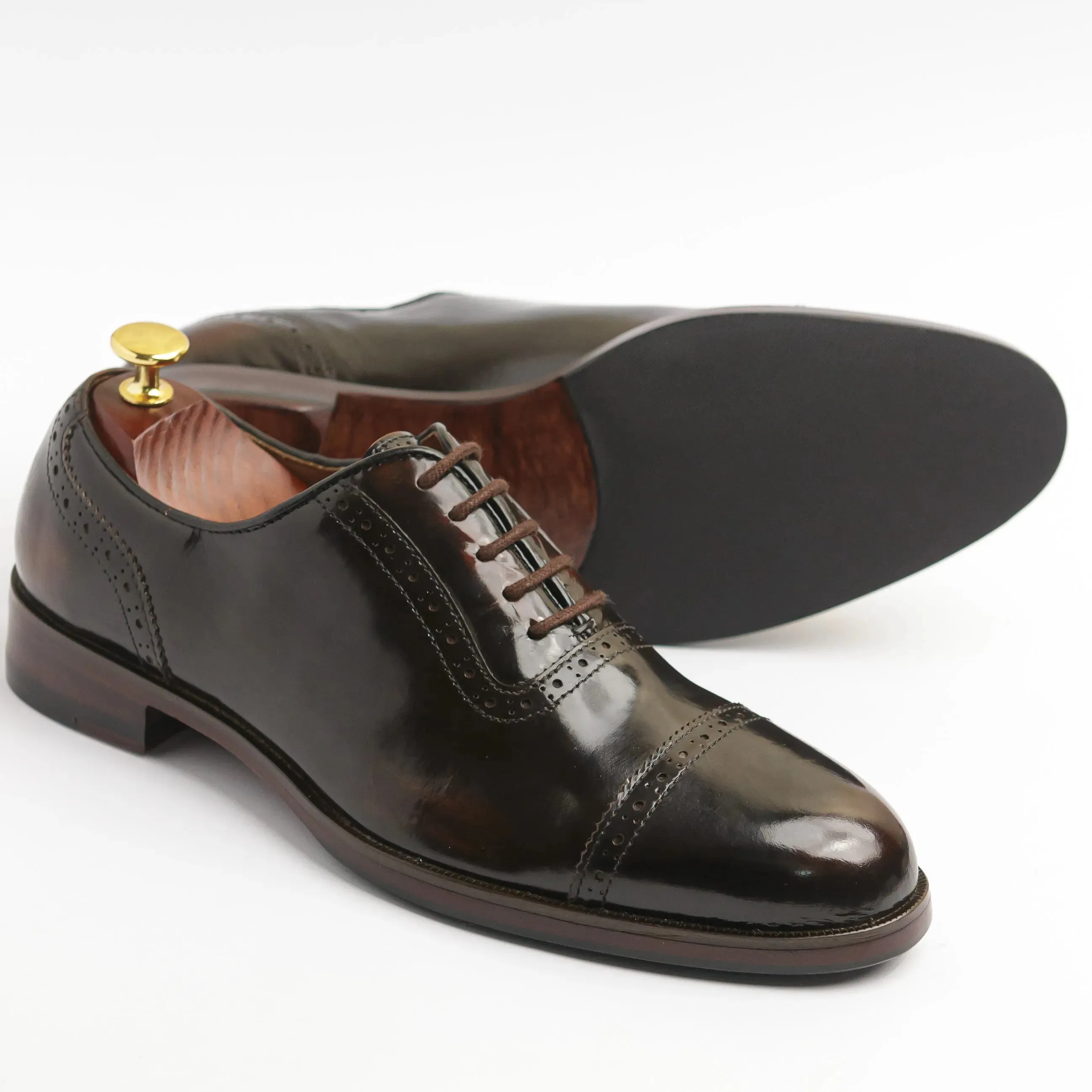 Regent - Tan Brushup Tailored Silhouette Versatile User Comfort Step