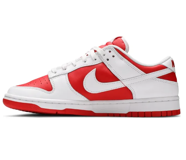 traction - enhanced sole shoes Men's Nike Dunk Low Retro (Championship Red)