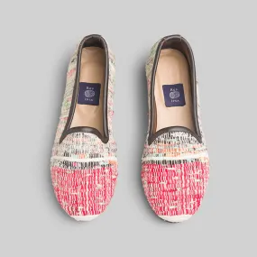 Comfortable Walking Women's Kilim Loafer Size 6