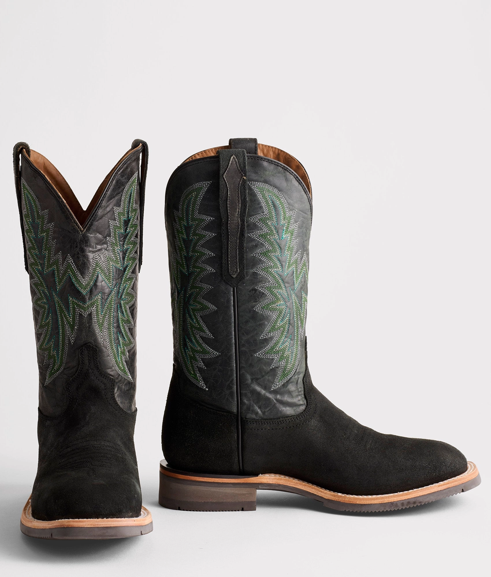 Rudy :: Black Rough Path Cold Ready